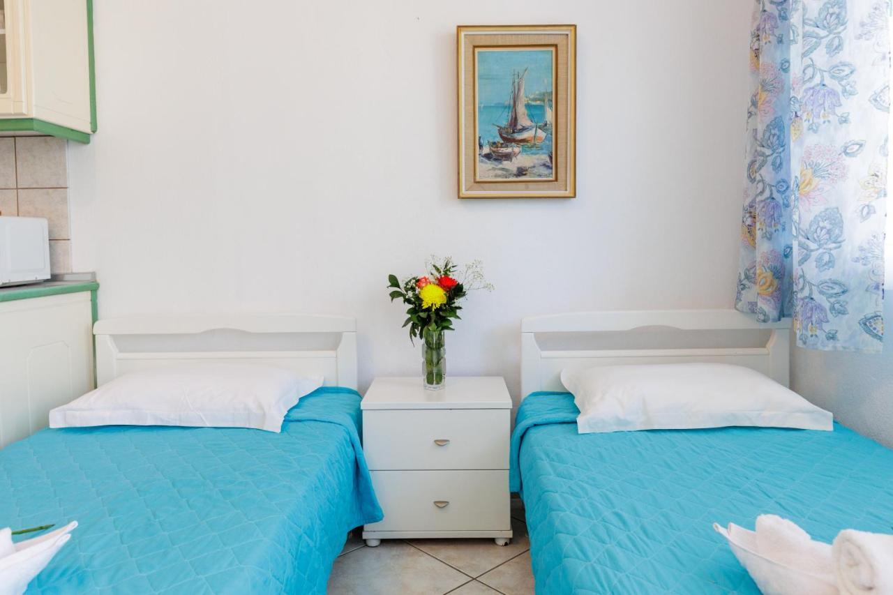 Villa Romantika Chrysi Ammoudia Buitenkant foto